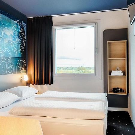 B&B Hotel Muenchen-Garching Garching bei München Kültér fotó
